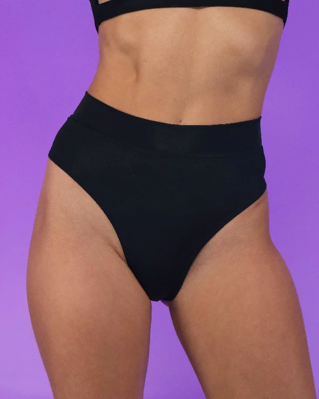 Black Matte Solid Scrunch Back Booty Shorts