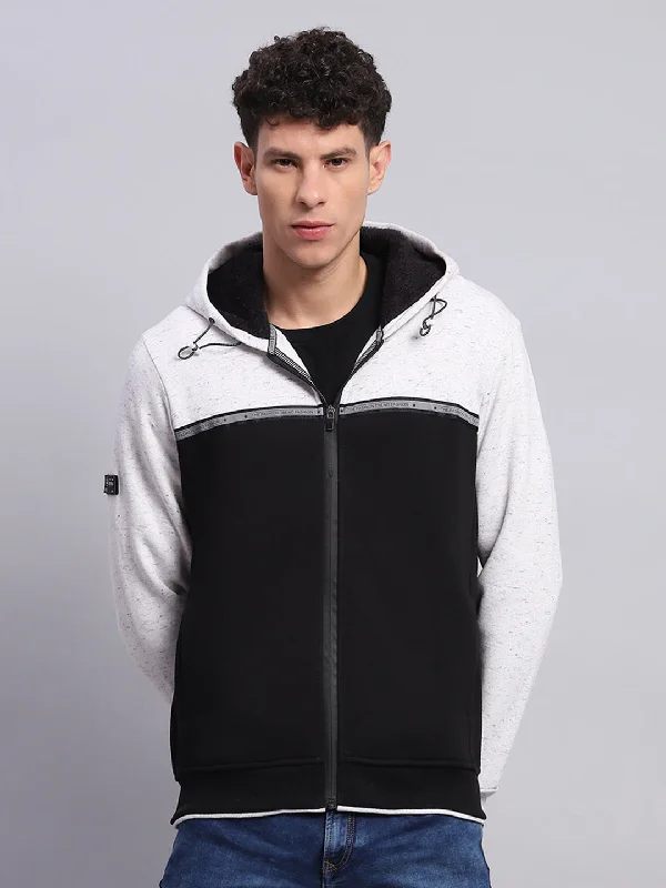 Men Black & White Solid Hooded Full Sleeve Sweatshirt