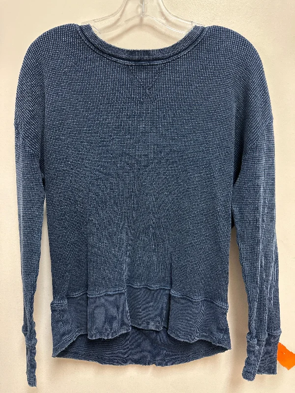 Top Long Sleeve By Natural Reflections In Blue, Size: S