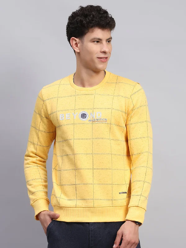 Men Yellow Printed Round Neck Full Sleeve Sweatshirt